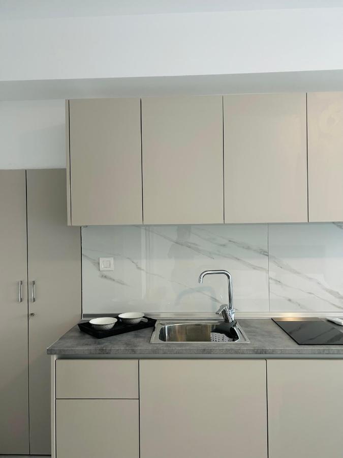 Chrisanthi Apartments 아크앤젤로스 외부 사진